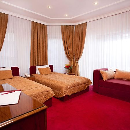 Hotel Victoria Skopje Exterior photo