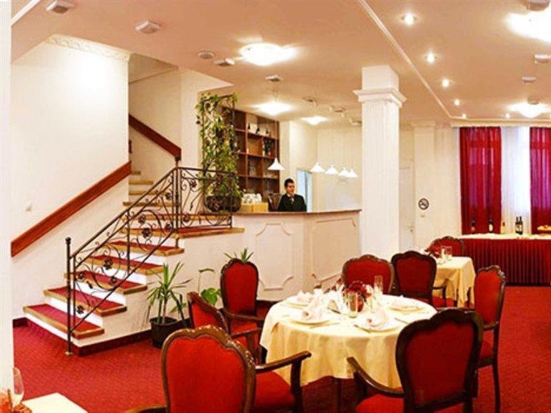 Hotel Victoria Skopje Exterior photo