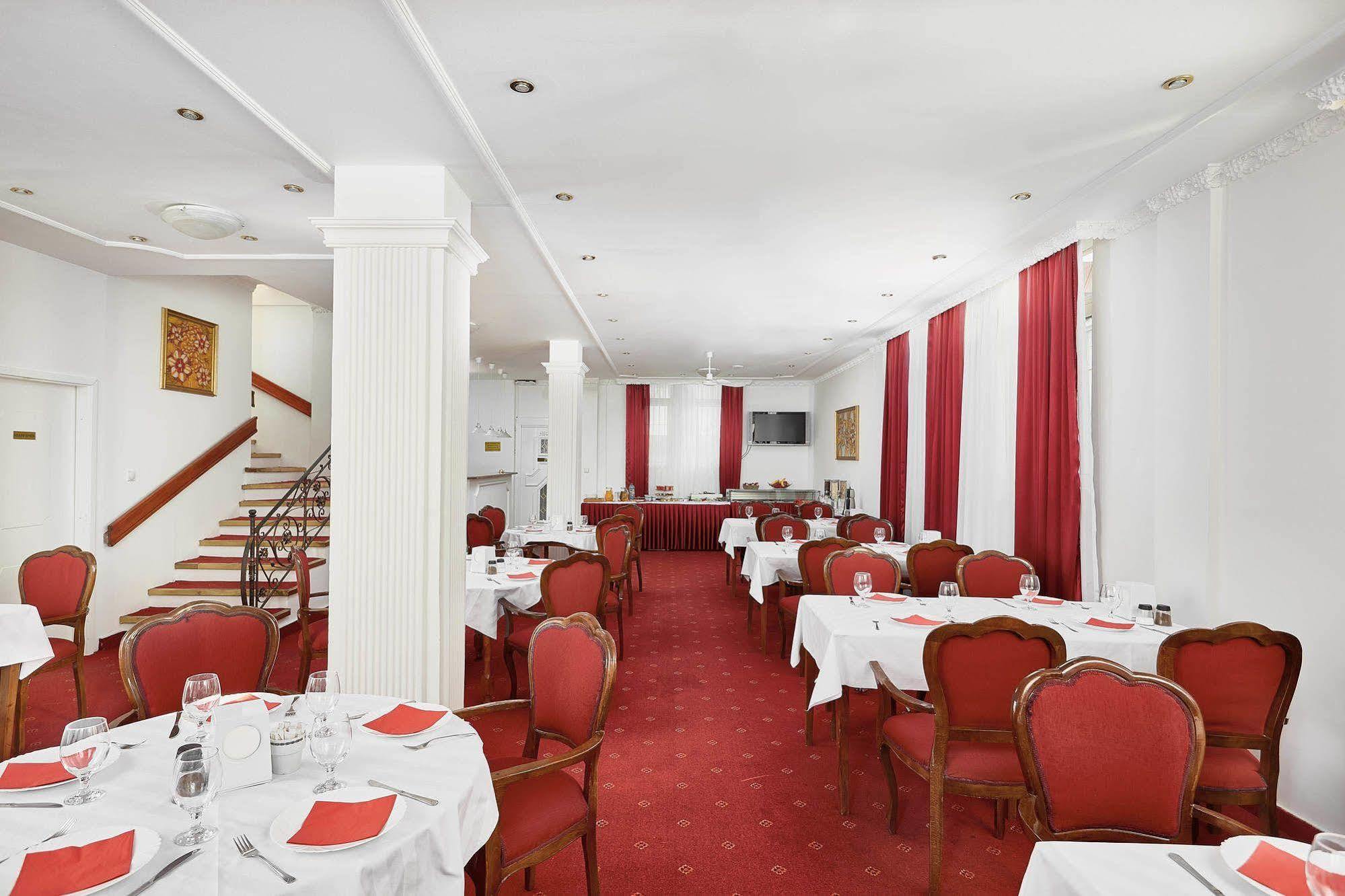 Hotel Victoria Skopje Exterior photo